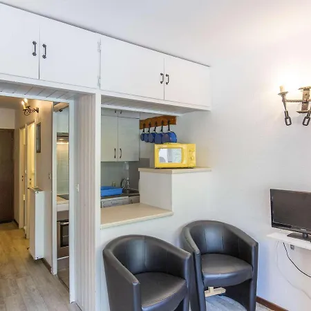 Joli 6 Personnes Au Pied Des Pistes - Fr-1-400-54 *
